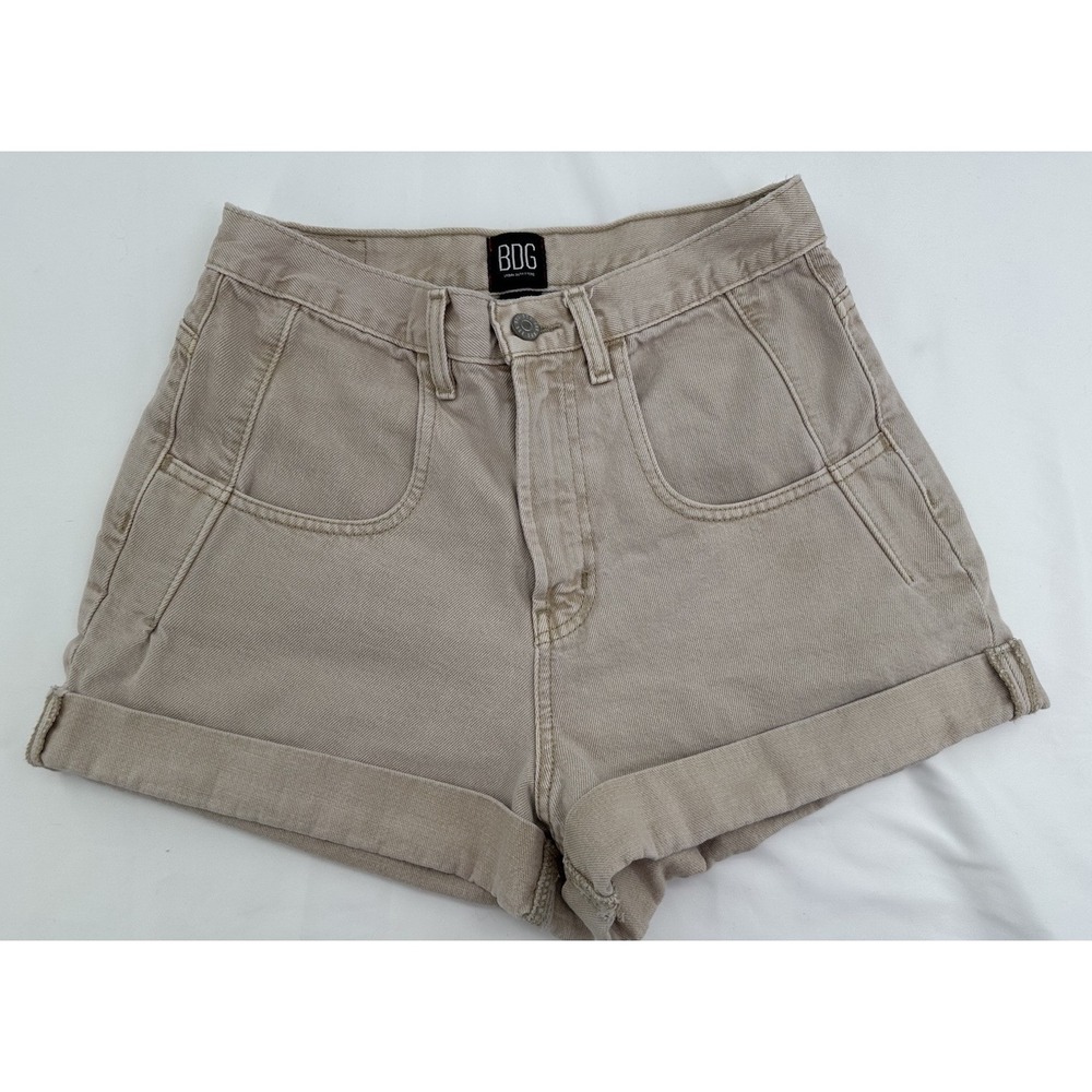 Urban Outfitters BDG High Waisted Mom Shorts Khaki Tan Denim Size 28 Pockets
